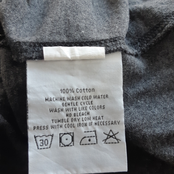 Modern Amusement sweatshirt size L - Picture 16 of 16